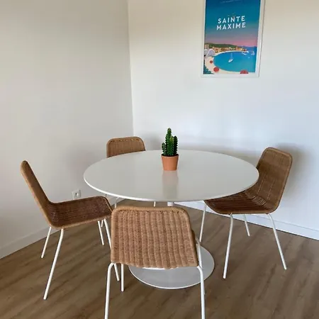 Petit Coin De Paradis! Apartment *